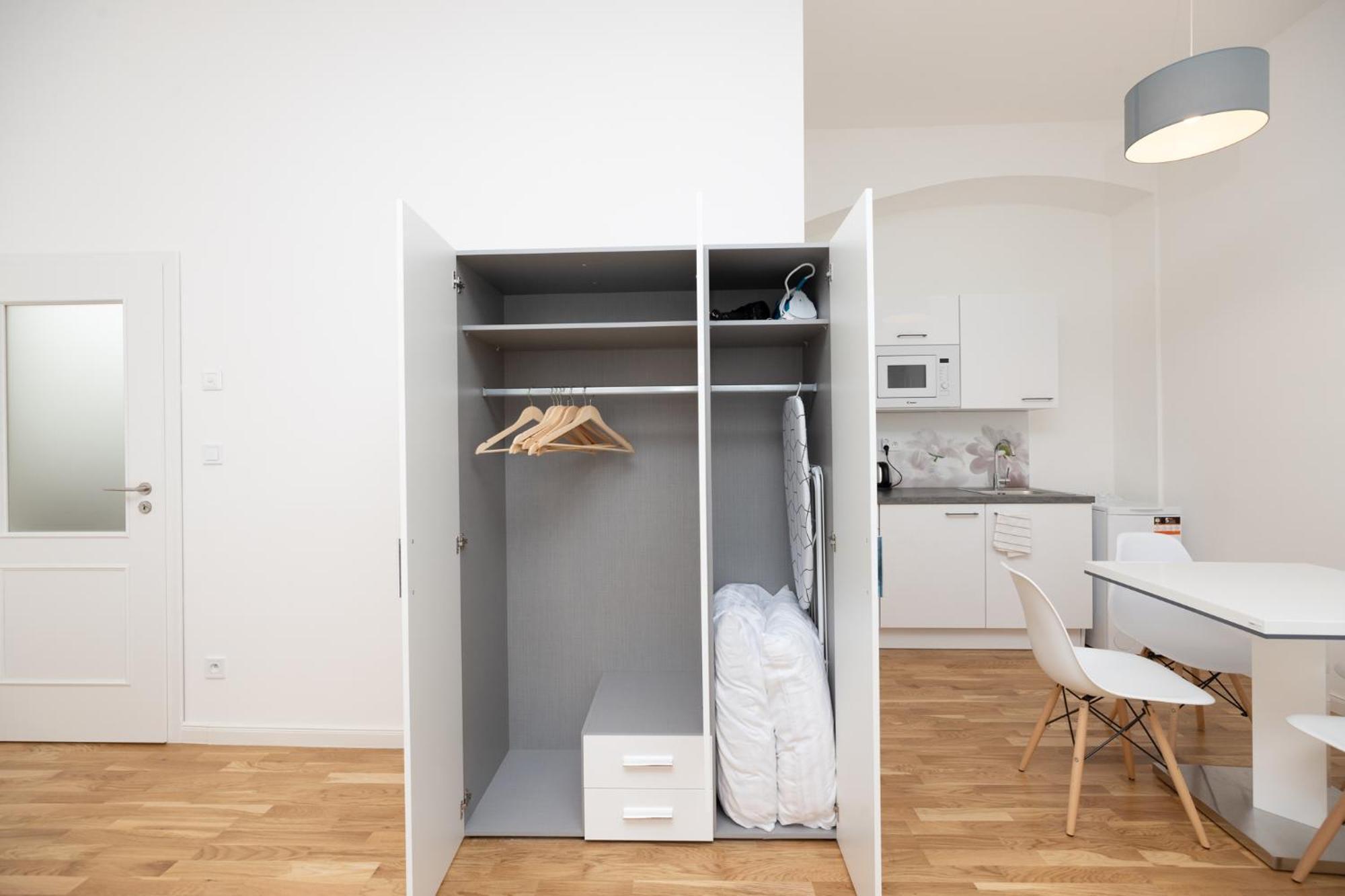 Apartment Petrska Prag Eksteriør billede
